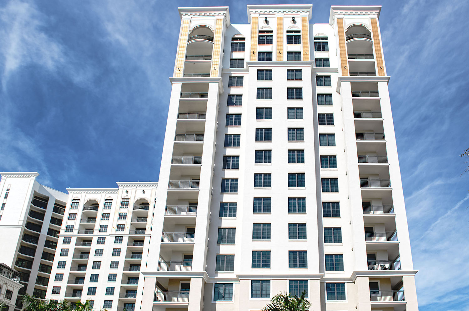 ICON Apartments St. Pete